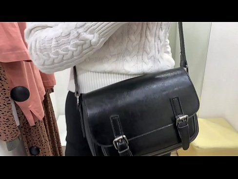 ❤️ Masturbazione publica di a ghjovana cagna FeralBerry cù un dildo in a sala di prove ❤️ Sessu à porn co.kassavrn.ru ❌